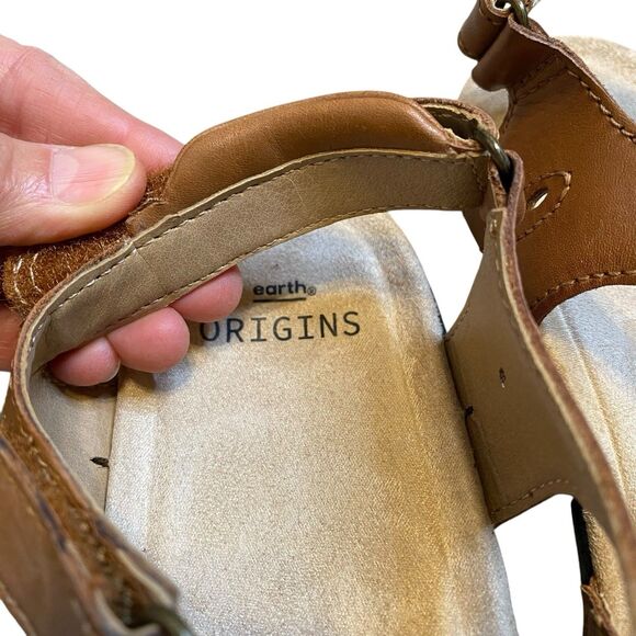 Earth Origins Sandals Women 8.5 EU 40 Brown Leather Closed Toe Fisherman Flats - Picture 4 of 9